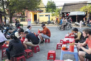 Lạc vào những con phố ẩm thực Sài thành