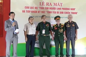 Video: Các cựu chiến binh gửi tặng kỷ vật chiến tranh 