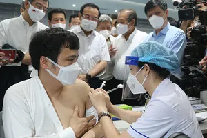 Video: TP.HCM khởi động chiến dịch tiêm chủng COVID-19 lớn nhất lịch sử