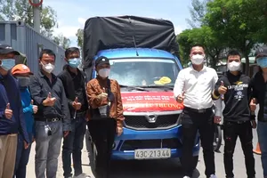 Video: Đổi lan rừng lấy mì tôm, nước lọc gửi tuyến đầu chống dịch