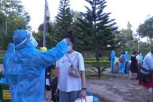 Video: Đón 247 thai phụ và trẻ em từ các tỉnh, thành về Gia Lai an toàn