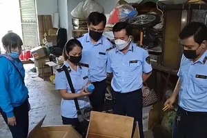 Phát hiện, tạm giữ hơn 3.500 lít thuốc bảo vệ thực vật cấm sử dụng 