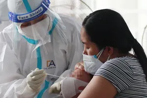 Video: Cảnh báo trẻ em ở TP.HCM nhập viện và trở nặng do COVID-19 tăng