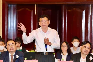 Cần quy định thống nhất về luật chơi, sân chơi và người chơi đấu giá đất