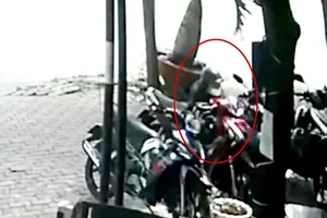 Mua xe trả góp để chạy xe ôm, trong 5 giây bị trộm lấy mất