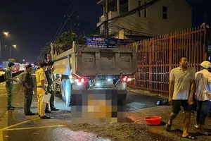 Video: Tông vào xe ben đang đậu, một người đàn ông tử vong tại chỗ