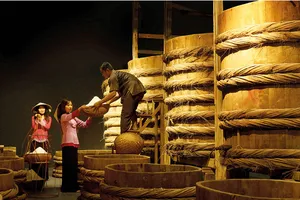 ‘Tiến sĩ nước mắm’ từ làng Oyama - Nhật Bản đến Làng Chài Xưa Mũi Né