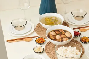 Khi bếp Huế đượm nồng vị tết phương Nam