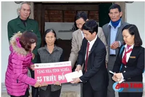 Agribank Hà Tĩnh: Xây nhà tình nghĩa tặng hộ nghèo 