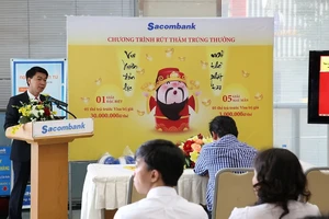 Sacombank rút thăm may mắn đợt 1 “Vui xuân đón lộc – Mở thẻ phát tài”