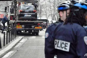 'Săn lùng' thủ phạm vụ thảm sát Paris: 7 đối tượng bị bắt giữ