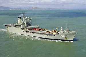 Philippines nhận thêm 2 tàu đổ bộ quân sự của Úc