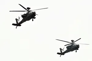 Quân đội Mỹ chi 591 triệu USD phát triển trực thăng Apache mới