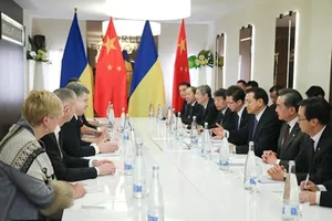 Khủng hoảng Ukraine tạo cơ hội 'ngàn vàng' cho Trung Quốc