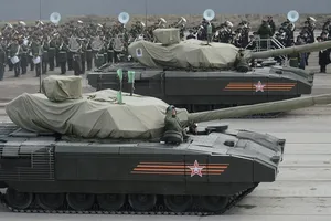 Hé lộ hỏa lực kinh khủng của siêu tăng Armata T-14