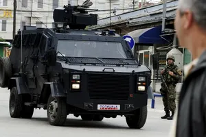 Serbia tăng cường quân đội biên giới Kosovo