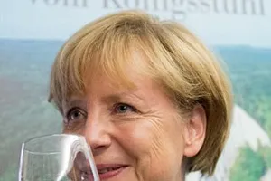 Bất ngờ trước tửu lượng ‘đáng nể’ của nữ thủ tướng Đức