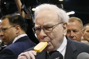 Đại gia Trung Quốc chi 2 triệu đô để ăn trưa cùng tỷ phú Mỹ