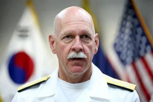 Đô đốc Mỹ nói gì sau khi bay giám sát biển Đông?
