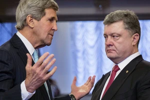 Mỹ và EU ‘bỏ rơi’ Ukraine vì tầm quan trọng của Nga