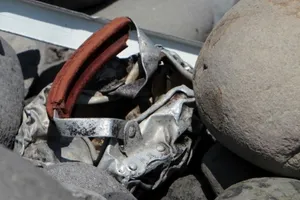 Tìm thấy mảnh vỡ máy bay thứ 2 trên đảo Reunion