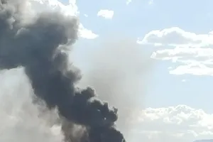 Clip máy bay Boeing chở 159 người bất ngờ bốc cháy