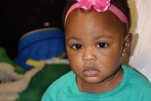 Cậu bé 8 tuổi đánh chết em bé 1 tuổi vì không chịu ngừng khóc