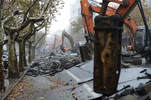 Trung Quốc xử tù 14 cựu quan chức vụ nổ ống dầu năm 2013