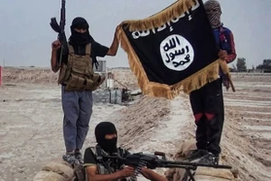 Virus ‘ăn thịt người’ tàn phá hàng ngũ quân IS