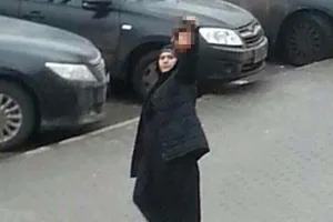 Kinh hoàng bảo mẫu giết trẻ, rêu rao nhận khủng bố