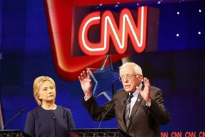 Hồ sơ Panama có thể xoay chuyển cuộc đua vào Nhà Trắng?