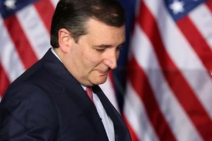 Ứng viên Ted Cruz bất ngờ tuyên bố ngưng tranh cử tổng thống Mỹ