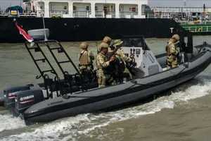 Tàu tuần tra Indonesia nổ súng bắn trúng tàu cá Trung Quốc