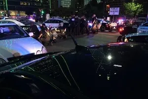 11 cảnh sát Mỹ bị bắn tỉa, 5 người thiệt mạng