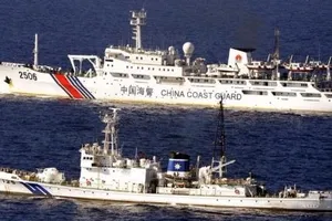Trung Quốc chặn tàu cá Philipines vào bãi Scarborough