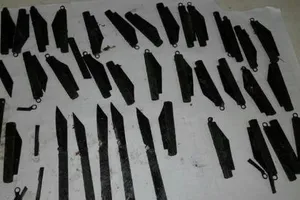 Sốc với người đàn ông nuốt 40 con dao vào bụng