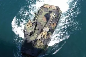 Nhật mua vũ khí của Anh để đối đầu Trung Quốc