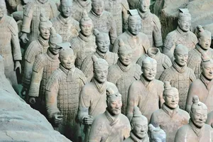 Đội quân đất nung ở Trung Quốc là của người Hy Lạp?