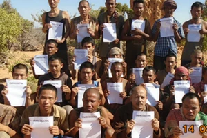 Cướp biển Somalia thả con tin Việt Nam bị bắt từ 2012