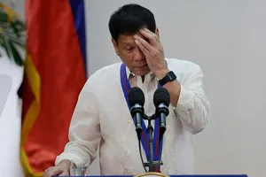 Ông Duterte từng dùng thuốc có nguy cơ gây nghiện