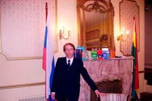 Quan chức ngoại giao Nga bị bắn chết tại nhà riêng