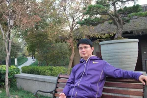 Tỷ phú Trung Quốc mất tích có đội vệ sĩ toàn nữ nhân