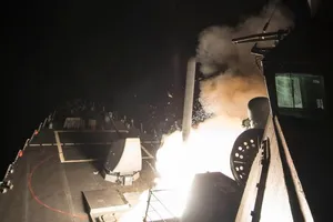 Mỹ dội tên lửa lên Syria, Nga đã được báo trước