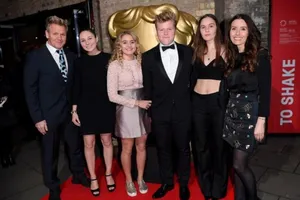 Đầu bếp trứ danh Ramsay quyết không để gia sản cho con 