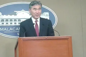 Mỹ cam kết giữ nguyên lập trường biển Đông