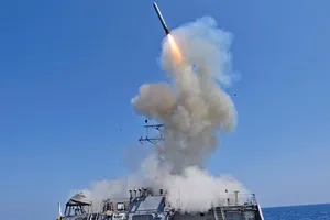 Tàu sân bay Mỹ nã tên lửa diệt IS tại Syria