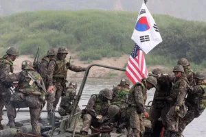 Hàn Quốc quyết liệt cải cách quân đội, tăng quân số