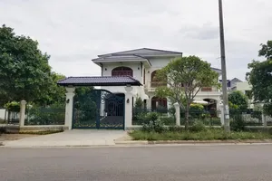 Kiểm điểm 20 cá nhân vụ đất vàng vợ cựu bí thư Quảng Nam