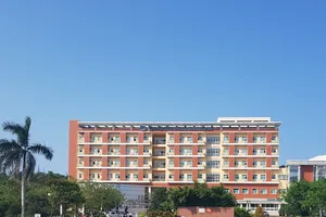 Bệnh viện đa khoa Trung ương Quảng Nam đang điều trị cho 26 BN nhiễm COVID-19. Ảnh: TN