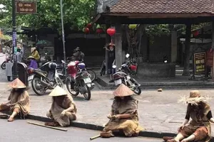 Xử phạt nhóm người giả ăn xin ở Hội An
